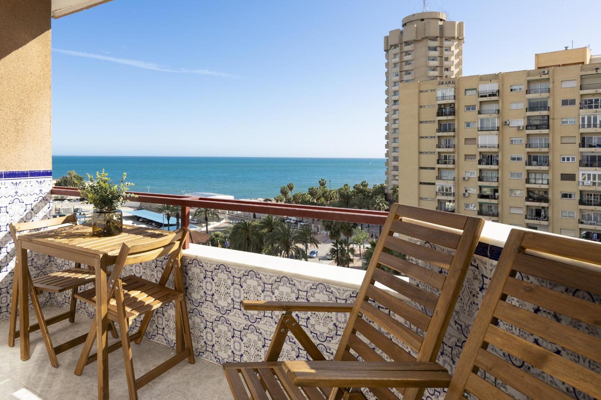 Beachfront Apartment With Terrace And Seaviews Fuengirola Exteriör bild